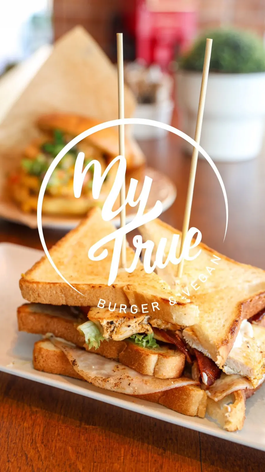 Club sandwich with fries